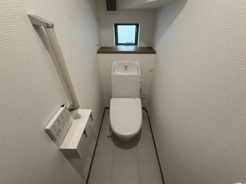 桃山台４丁目　新築戸建　２区画のトイレ