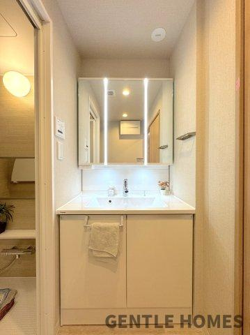 エイルスクエア空港東の独立洗面台