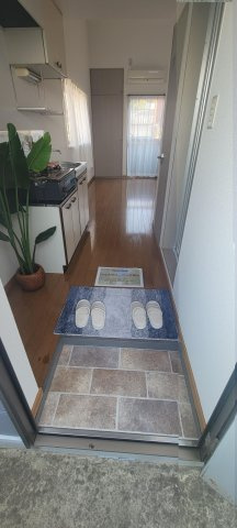 プライマリー合川の玄関