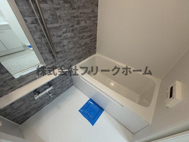 武蔵野市吉祥寺本町２丁目の賃貸マンションの浴室