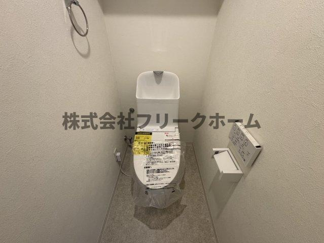 武蔵野市吉祥寺本町２丁目の賃貸マンションのトイレ