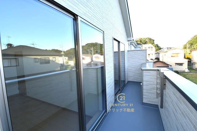 ハートフルタウン 　ひたちなか市相金町33番　Aのバルコニー|お部屋から出られるバルコニーです。ちょっと気分転換に外の景色を眺めて深呼吸もいいですね。