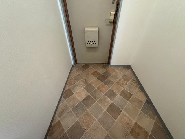 第２弥刀マンションの玄関