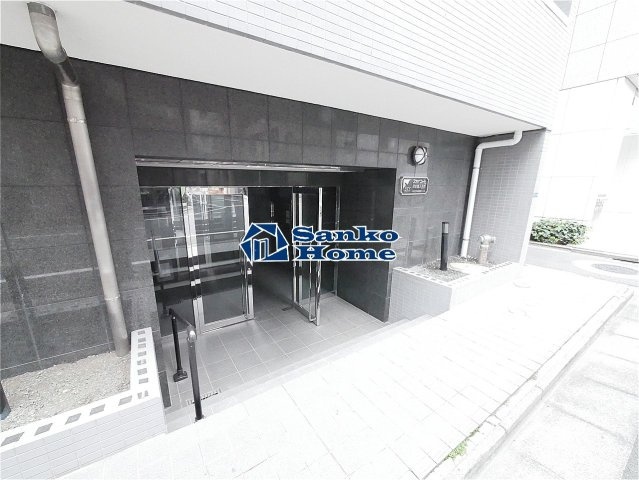 スカイコート日本橋人形町のエントランス