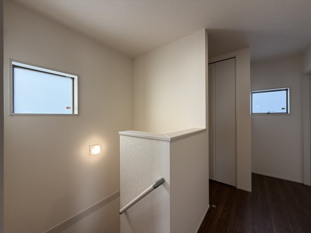 うるま市前原（全10棟）9号棟の内装|9号棟　2階ホール♪