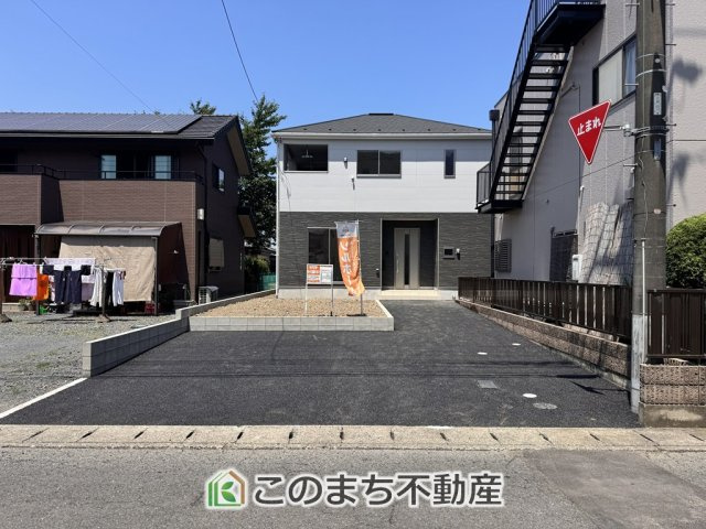 CRADLEGARDEN真岡市荒町第13の前面道路含む現地写真|カースペースは３台分ございます！
