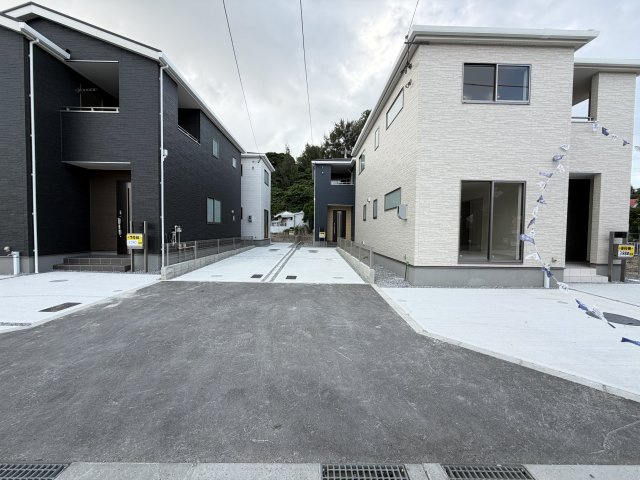 うるま市前原（全10棟）10号棟の外観|10号棟　駐車2台完備♪
