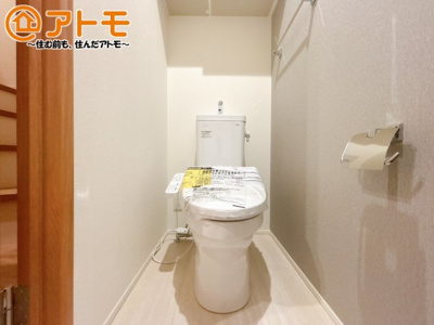 【トイレ】 | 三島市寿町Ⅱ　新築一戸建て　2号棟 | 清潔感のあるトイレです！