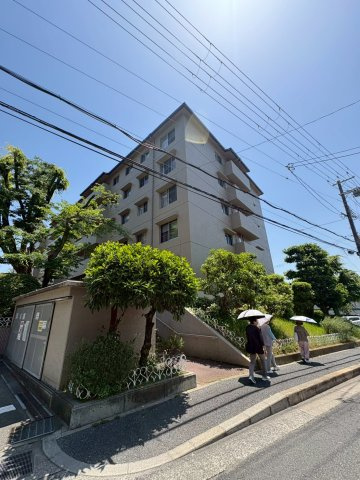メゾン千里丘H棟