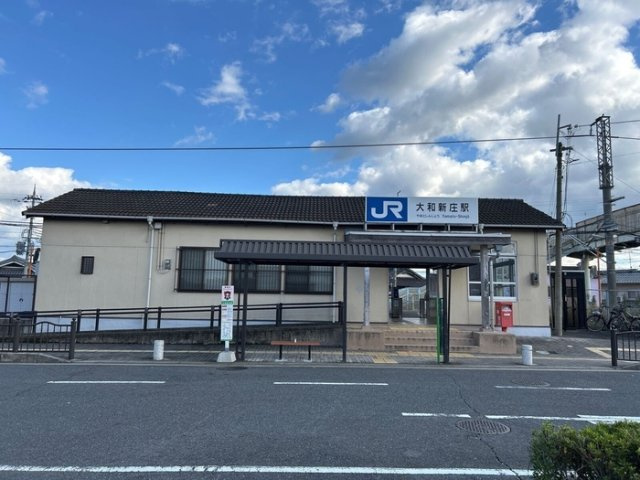 葛城市柿本のアパートの周辺