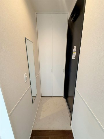 メゾン甲子園口の玄関