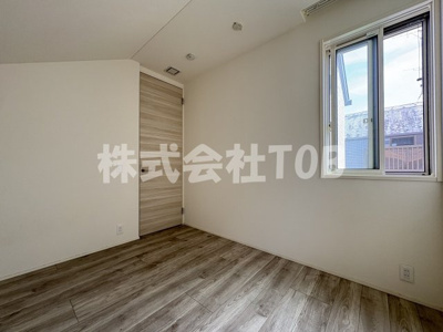 【洋室】 | 船橋１丁目貸家 | 2F　洋室5帖