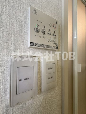 【設備】 | 船橋１丁目貸家 | 1F　浴室乾燥機リモコン