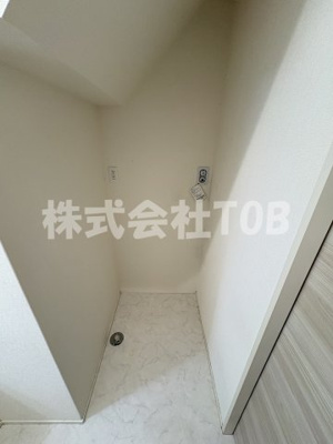 【その他】 | 船橋１丁目貸家 | 1F　洗濯機置き場