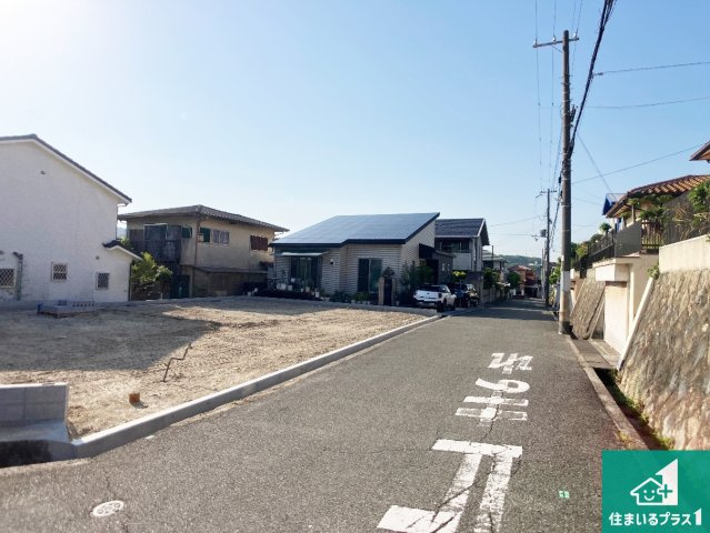 神戸市垂水区美山台　第1期　新築一戸建ての前面道路含む現地写真|周辺は落ち着いた街並みの住宅地！子育てがしやすい住環境です！まだ未完成ですが、現地でしかわからない事もございます。是非一度ご覧ください。