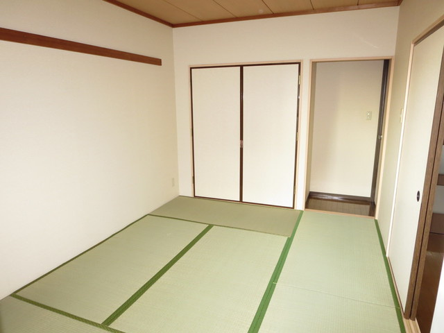 ＤＥＥＲ　ＣＯＵＲＴ壱番館の和室