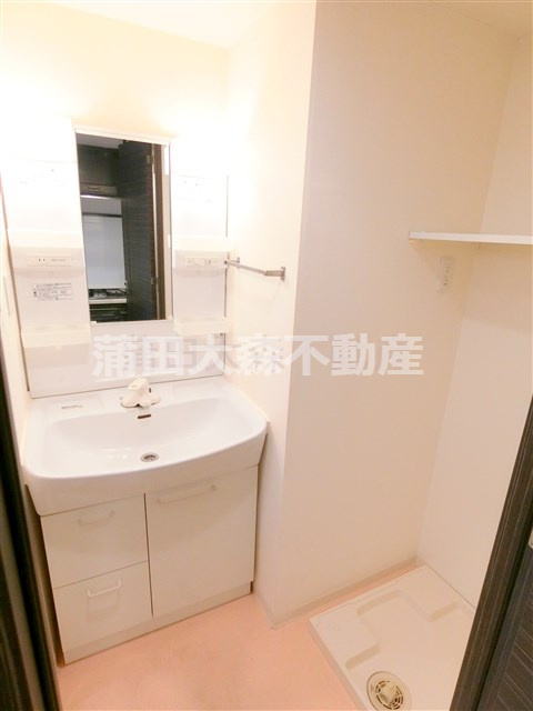 スカイコート蒲田EASTの洗面所|洗面脱衣所　独立洗面台　洗濯機置き場