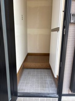 【玄関】 | 朝霞市幸町3丁目　リフォーム済　中古戸建