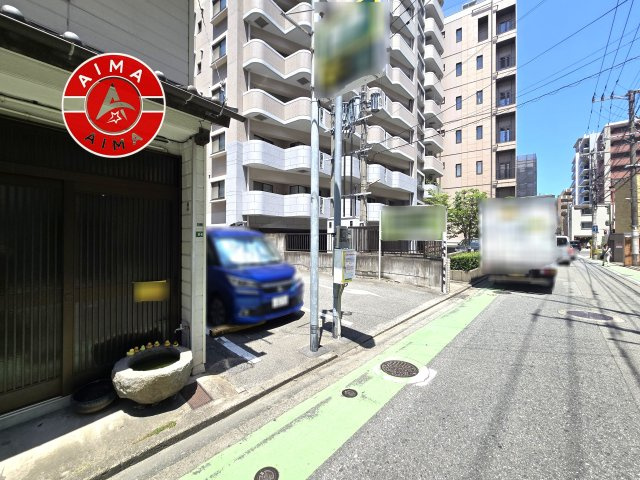 ユーハイム大濠西の駐車場|敷地内の駐車場です。