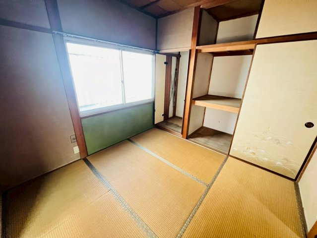 名谷町字権行司貸家の内装