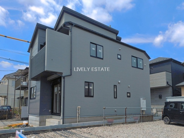 越谷市大字弥十郎 新築分譲住宅の外観