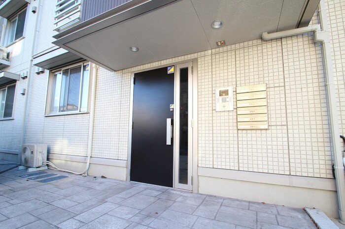 シトロンフレアⅡのエントランス