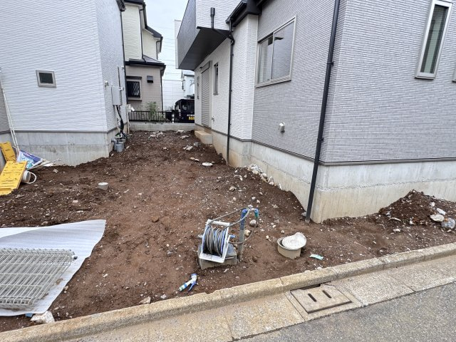松戸市松飛台新築戸建の駐車場|A号棟駐車スペース（9月20日撮影）