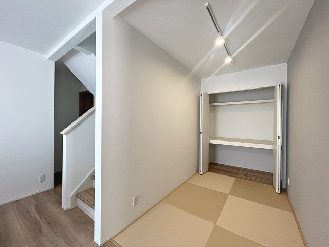 新築戸建・新築建売　会津若松市一箕町　一箕小・一箕中の和室|コンパクトな畳スペースはお子様の遊び場やお昼寝などに最適です！