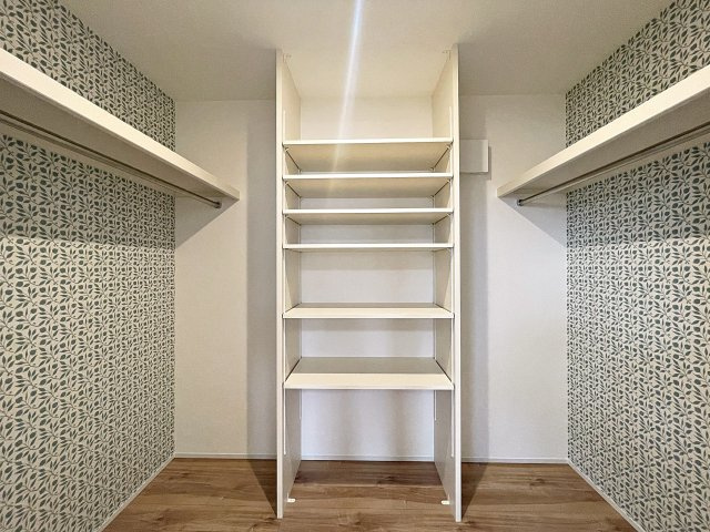 新築戸建・新築建売　会津若松市一箕町　一箕小・一箕中の収納|ハンガーパイプや可動棚付きのWICは収納がしやすく便利！