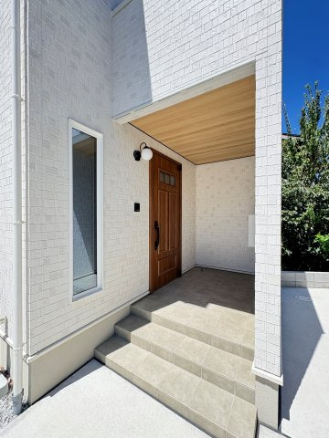 新築戸建・新築建売　会津若松市一箕町　一箕小・一箕中のその他|玄関ポーチが広いので雨の日でも焦ることなく開錠や施錠ができます！
