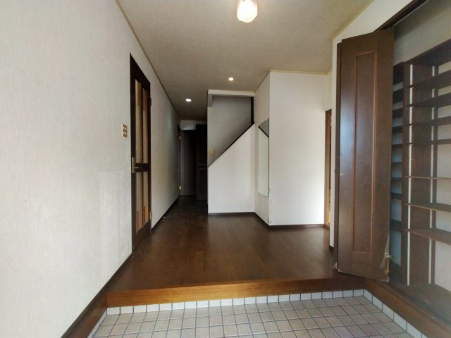 高梨町5LDKプラス1SLDK 佐世保市高梨町に、多用途に使え | 佐世保