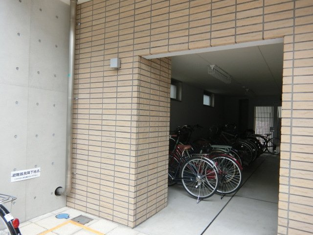 パレステイ別院の地図