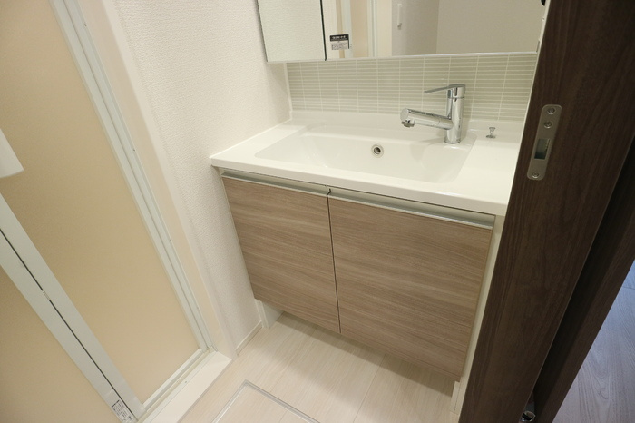 D-ROOM江井島の洗面所