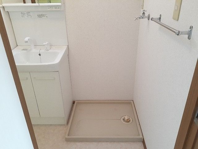 クレストール七反田のその他|洗濯機置場