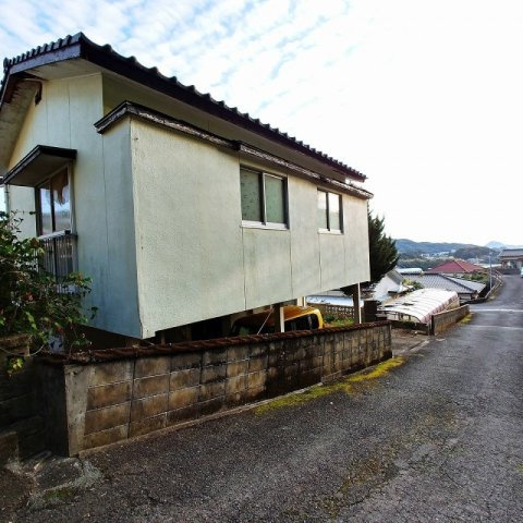 松瀬町土地（建物付）の外観