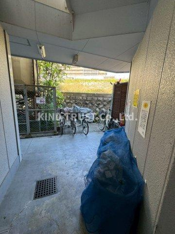 第3ロックマンションのロビー|建物の内部です