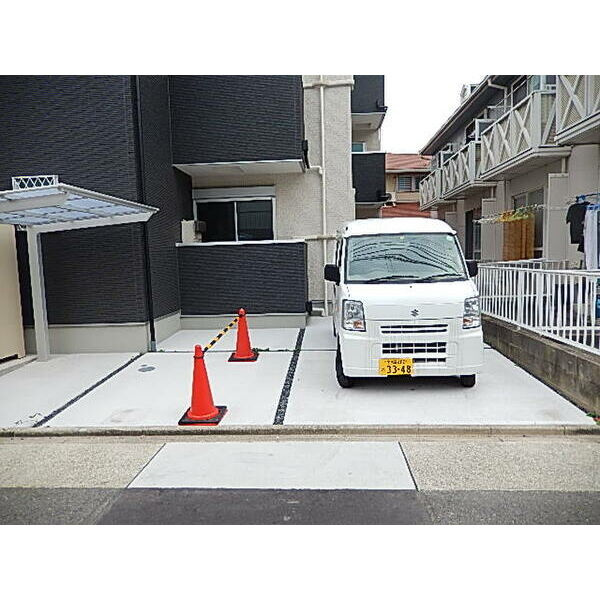 Studio　N　名古屋市賃貸　仲介手数料無料の駐車場