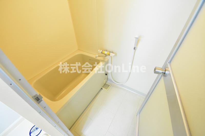 フローリッシュ北田の浴室