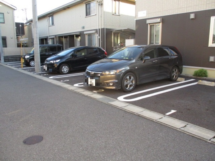 GLAD上本郷　Aの駐車場