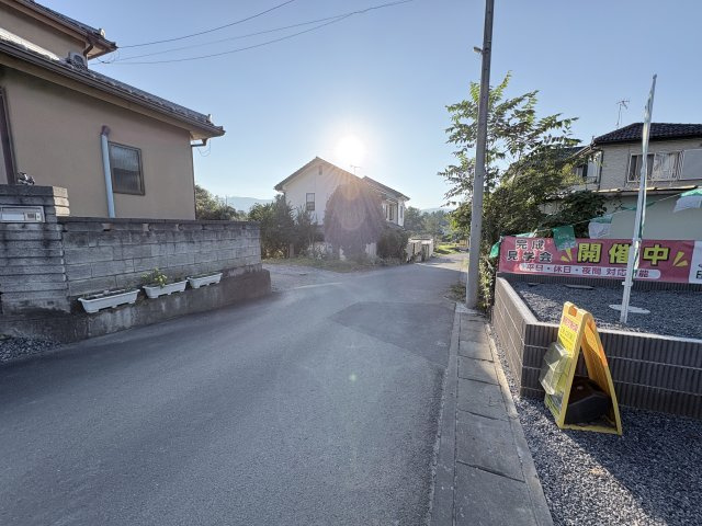 【前面道路含む現地写真】 | 大里郡寄居町第6期　クライン　新築戸建　全1棟　1号棟