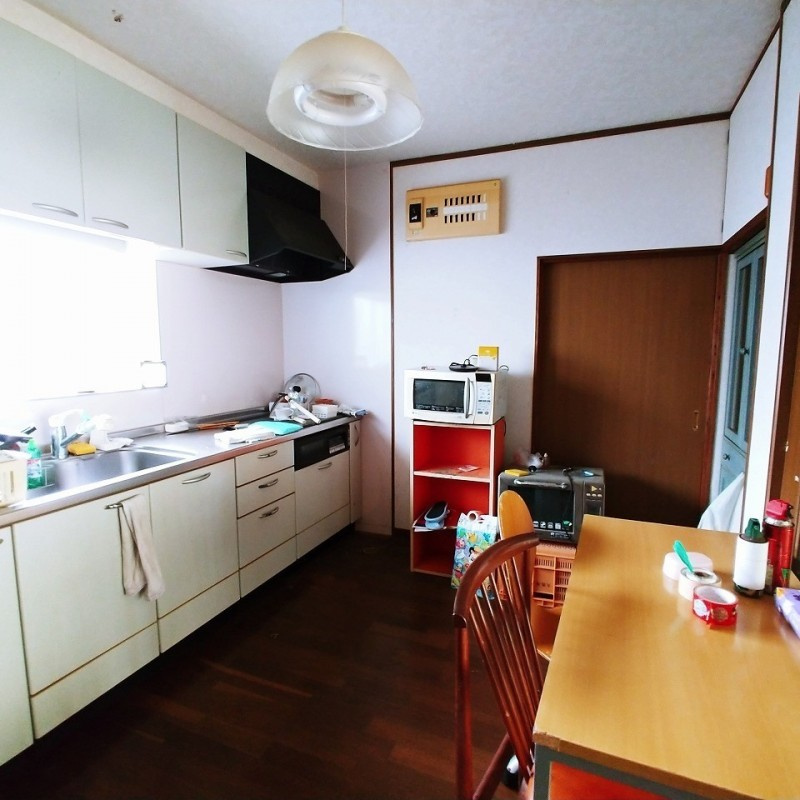 松瀬町戸建てのキッチン