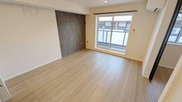 Ｂａｌｌｏｏｎｆｌｏｗｅｒ　Ｎｏｒｔｈの居間・リビング