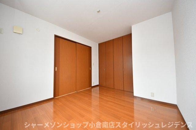 エーデルハイムＣＨＩＹＯの洋室