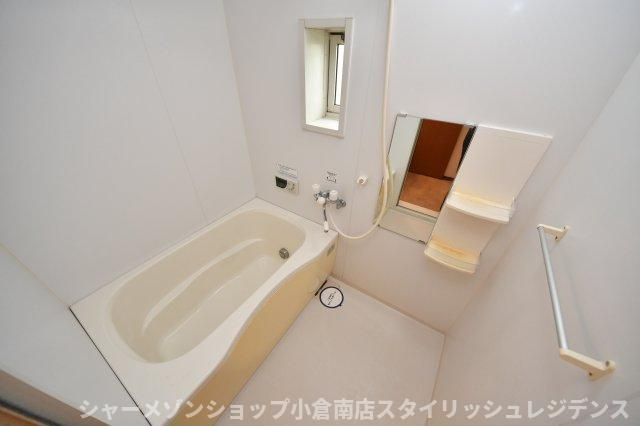 エーデルハイムＣＨＩＹＯの浴室