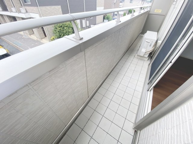 ｐｌｅａｓｕｒｅ西大宮のバルコニー|バルコニーです☆