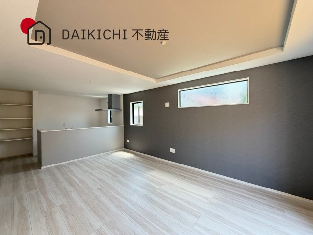 【居間・リビング】 | 久喜市南2丁目　新築戸建　全2棟　2号棟