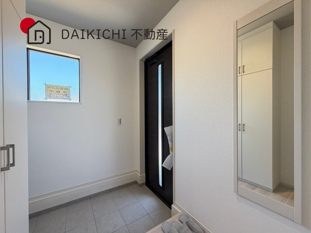 【玄関】 | 久喜市南2丁目　新築戸建　全2棟　2号棟