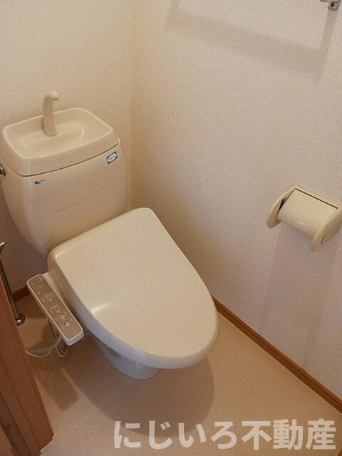 コーポリンクス1のトイレ