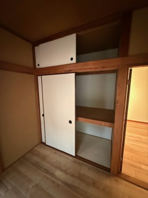 【収納】 | ひかり荘 | 押入れ①