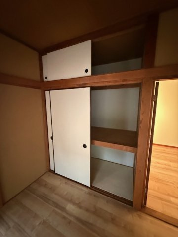 【収納】 | ひかり荘 | 押入れ①